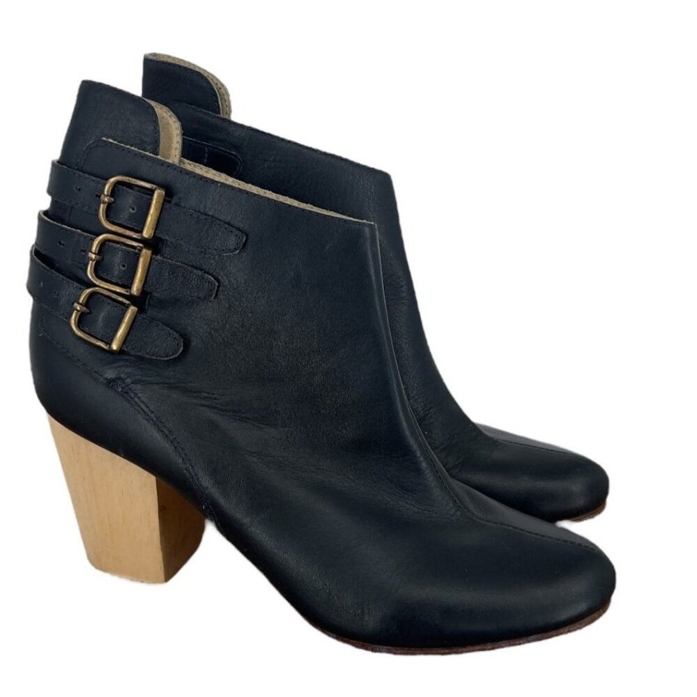 Fortress of Inca Navy Ankle Gabriela Bootie with Buckle Details Size 8